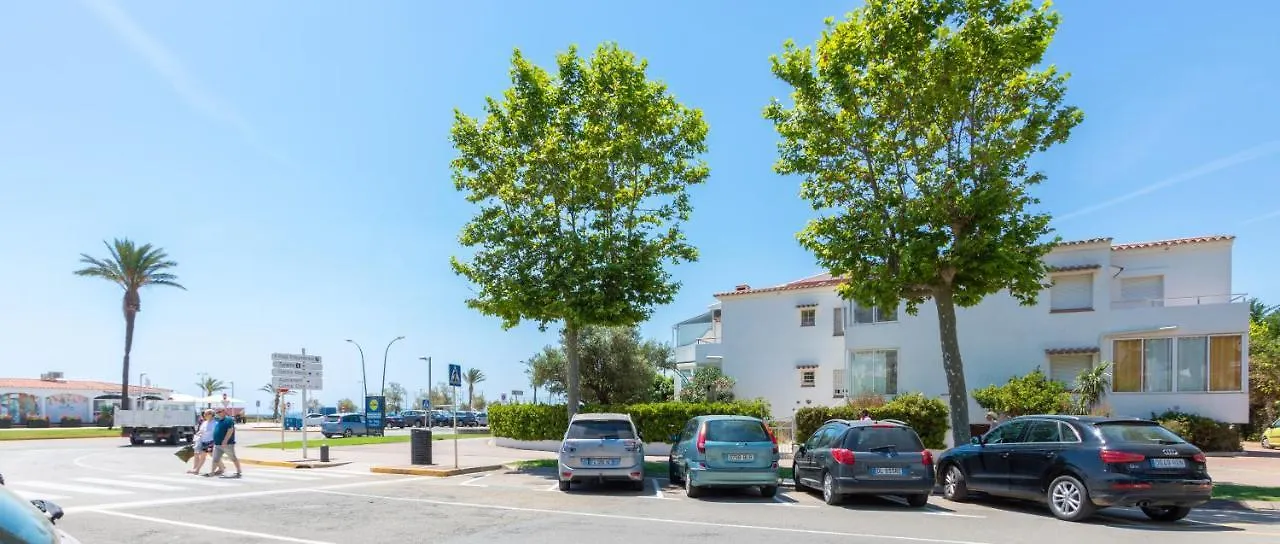 Apart-Rent Apartment Bahia 0014 Empuriabrava 0*,  Hiszpania
